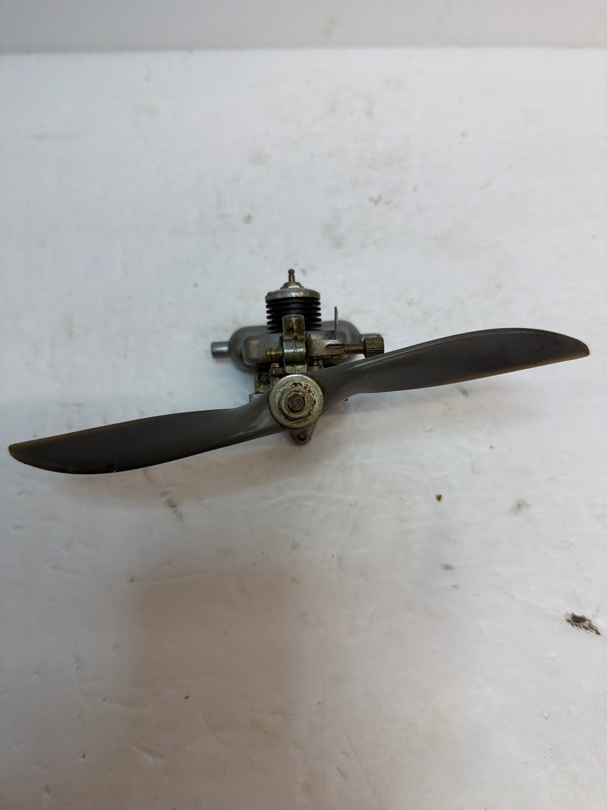 Enya 06-II 0.06 cu in Two -Stroke Glow Engine R/C Aircraft Engine – Second hand (Box 163)