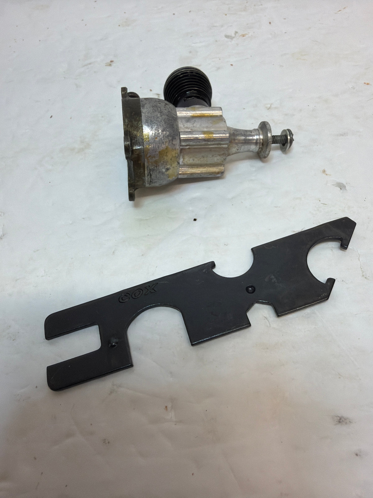 Cox Super Bee .049 2 -Stroke Glow Engine R/C Aircraft Engine – Second hand (Box 163)