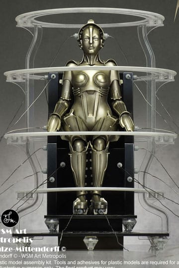 X-Plus  1/8 scale Plastic Model Kit Metropolis Maschinenmensch Seated Version