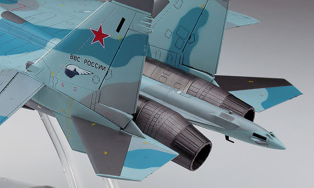 Hasegawa 1/72 Su-35S Flanker Kit HAE44