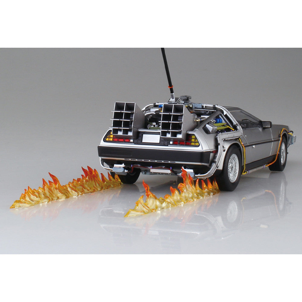 Aoshima 06436 BTTF Part I DeLorean Time Machine Movie Mecha BT-01 1:24 Model Kit