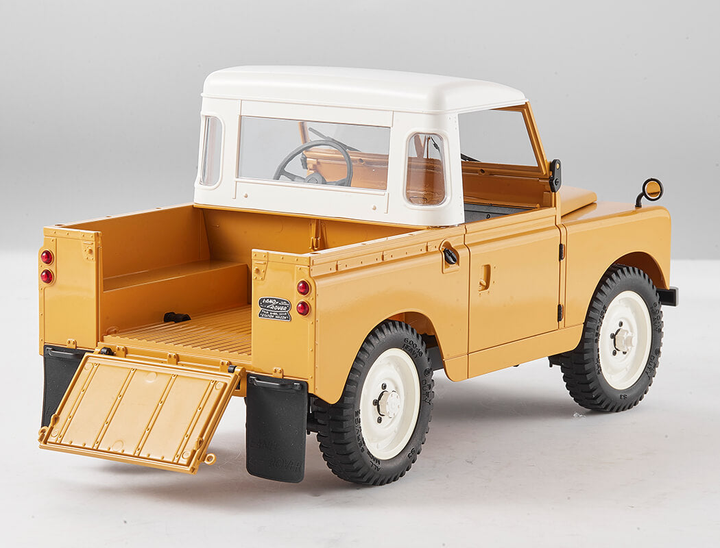 FMS 1:12 LAND ROVER SERIES II RTR - YELLOW - FOR PRE ORDER ONLY - EXPECTED LATE AUGUST