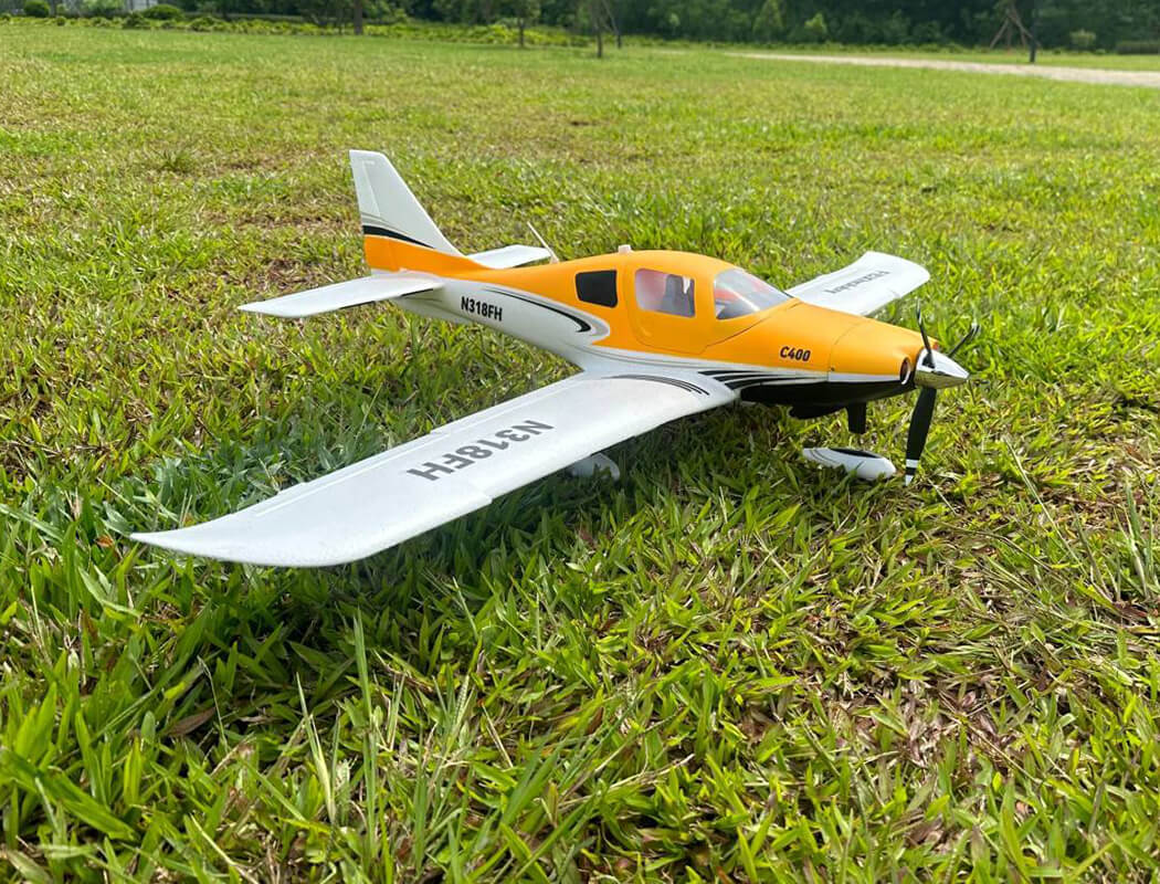 FOX HOBBY C400 INTERMEDIATE SPORTS 1100MM PNP WITH GYRO FLIGHT CONTROLLER