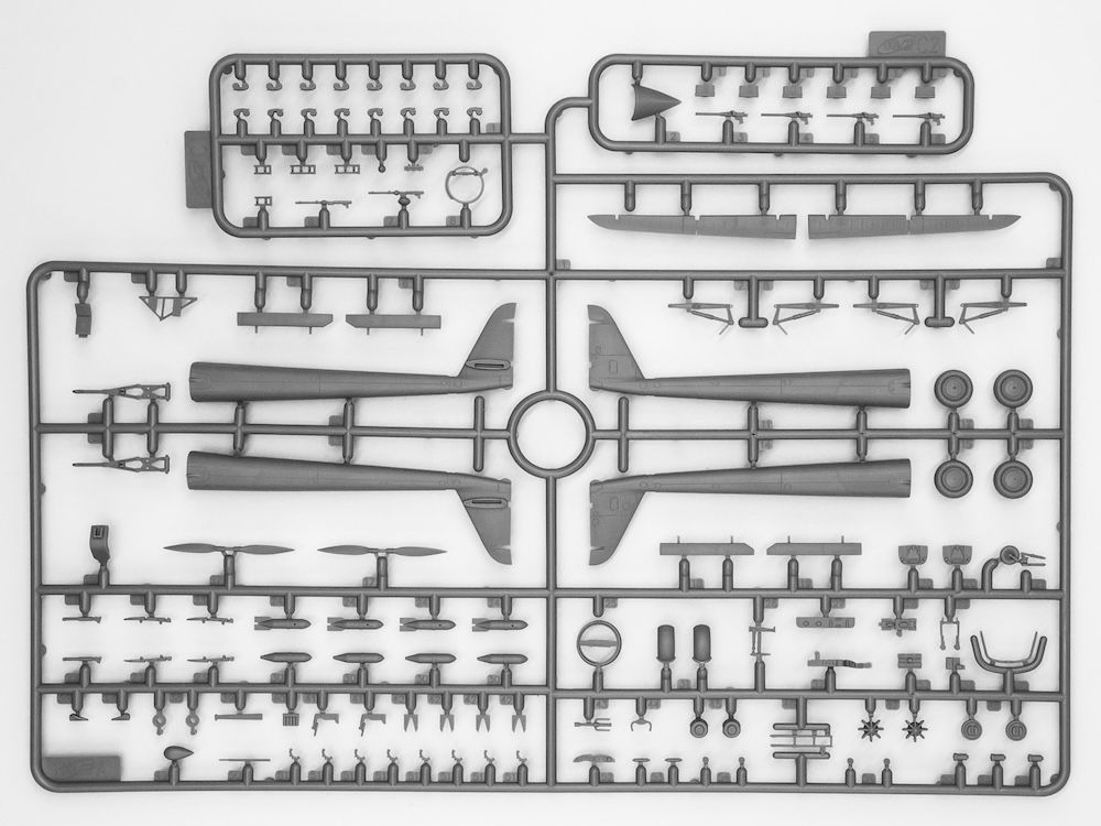 ICM 1/72 Fw 189C/V-6 German Attack Aircraft Kit 72290