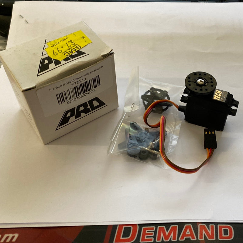 Pro Tech HT-5210 Servo with accessories