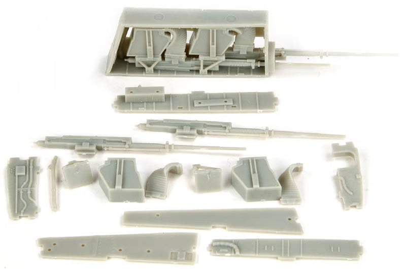 Kitty Hawk 1/32 F-86K Sabre Dog Model Kit KH32008