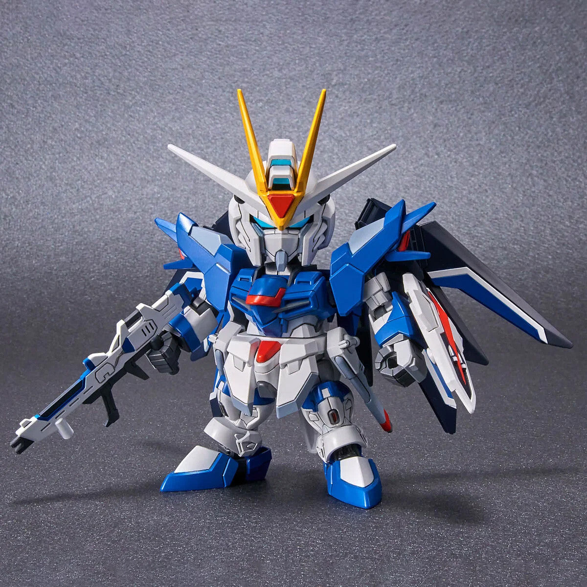 BANDAI GUNPLA SD Gundam Ex-Standard Rising Freedom Gundam MK66286