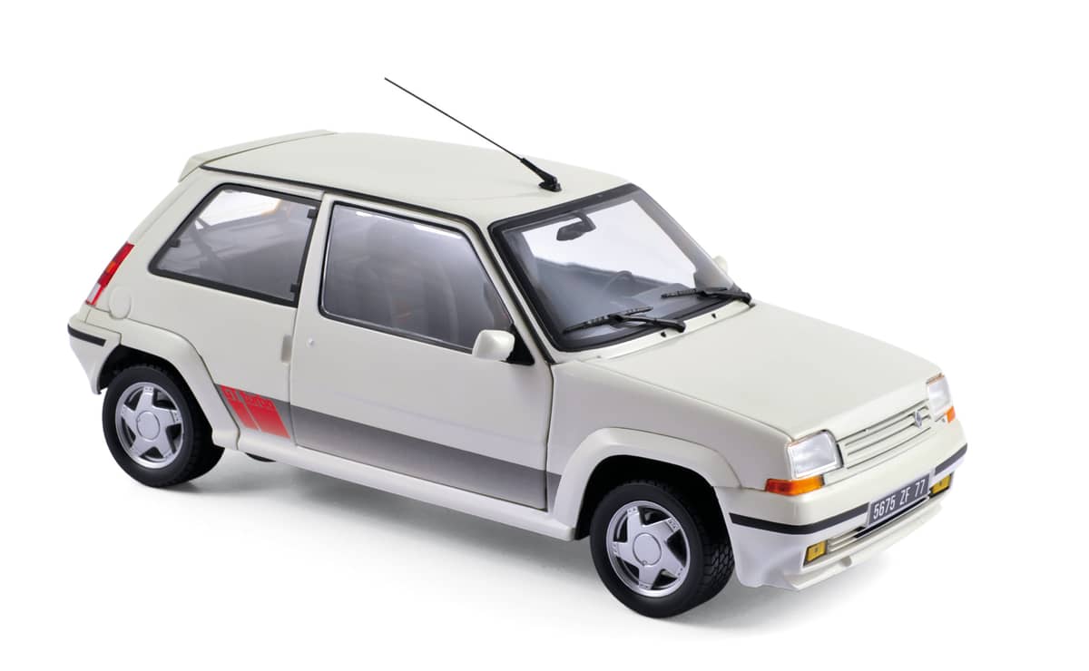 Norev 1/18 1989 Renault Supercinq GT Turbo - Panda White