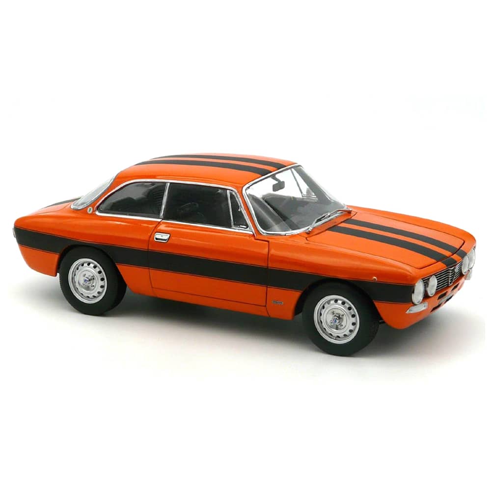 Norev 1/18 1973 Alfa Romeo 2000 GTV - Orange NV187918