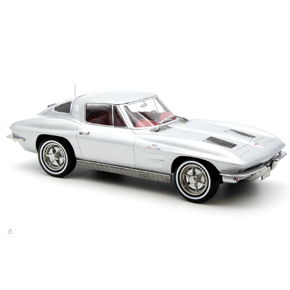 Norev 1/18 1963 Chevrolet Corvette Sting Ray - Sebring Silver NV189052