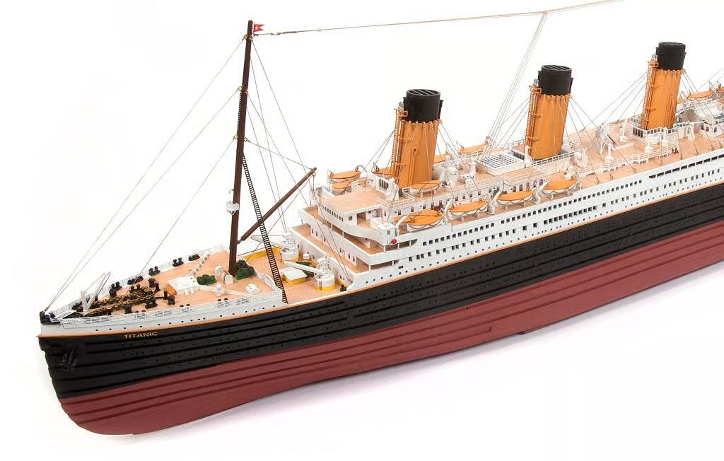 OcCre 1/300 RMS Titanic Wooden Boat Kit OC14009
