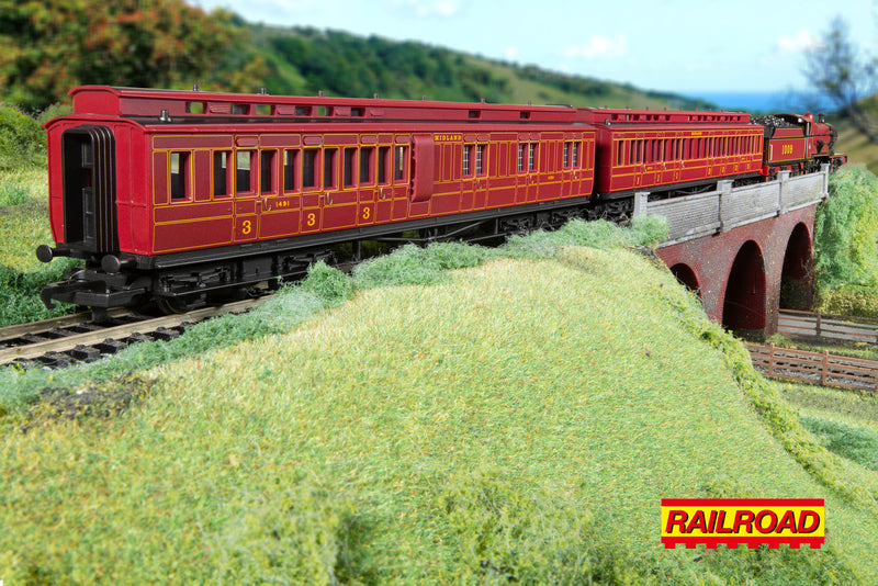 Hornby RailRoad MR Class 4P Compound Train Pack R30377