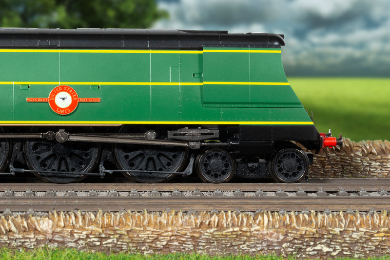 Hornby BR Merchant Navy Class 4-6-2 35012 United States Lines R3860