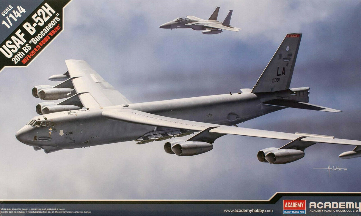 Academy 1/144 USAF B052H Stratofortress 20th BS Buccaneers Kit AC12622