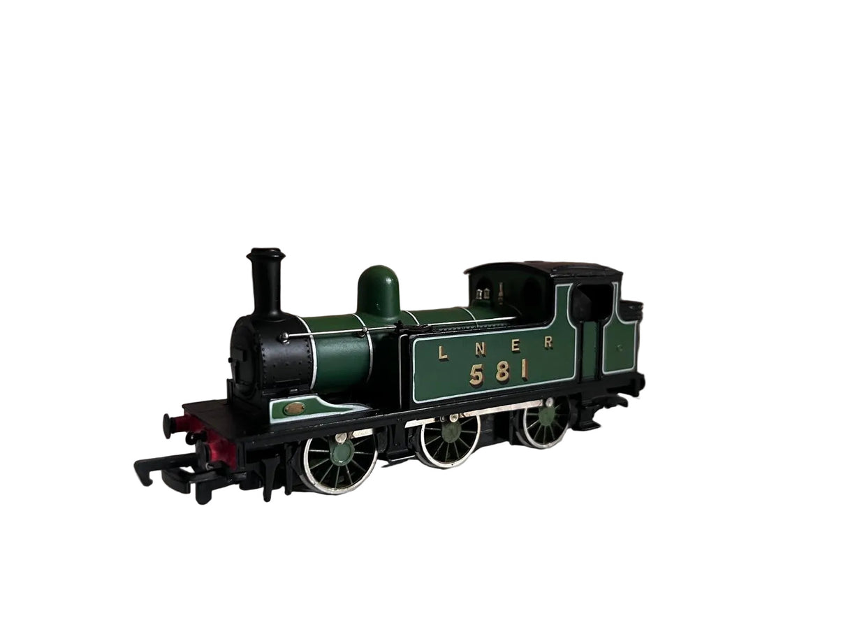 Mainline OO L.N.E.R J72 Steam Tank Loco - SECOND HAND