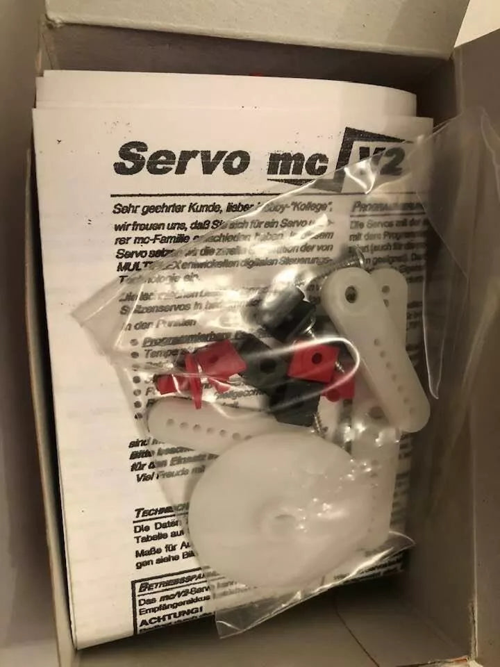 Multiplex MPX65183 Servo mc/v2 (uni) servo 8.5KG (MPX2)