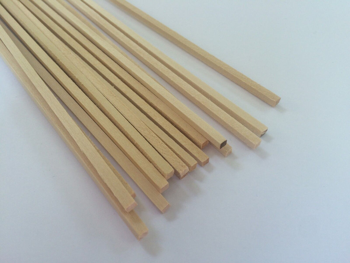 CONSTRUCTO 3mm x 3mm x 600mm Lime Strip (Pack of 10)