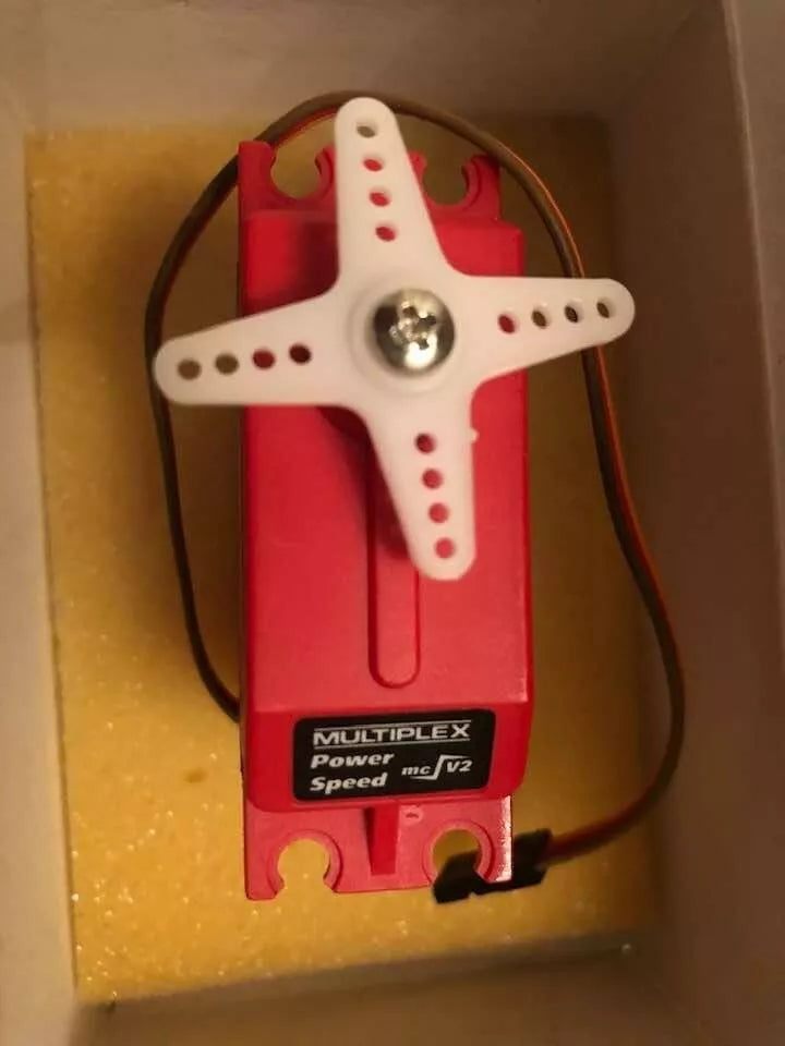 Multiplex MPX65183 Servo mc/v2 (uni) servo 8.5KG (MPX2)