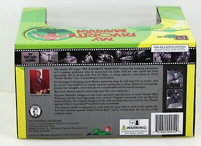 Pegasus 1/18 My Favorite Martian Uncle Martin Figure & Spaceship Pre-Bluilt from the classic 1960 TV show9912