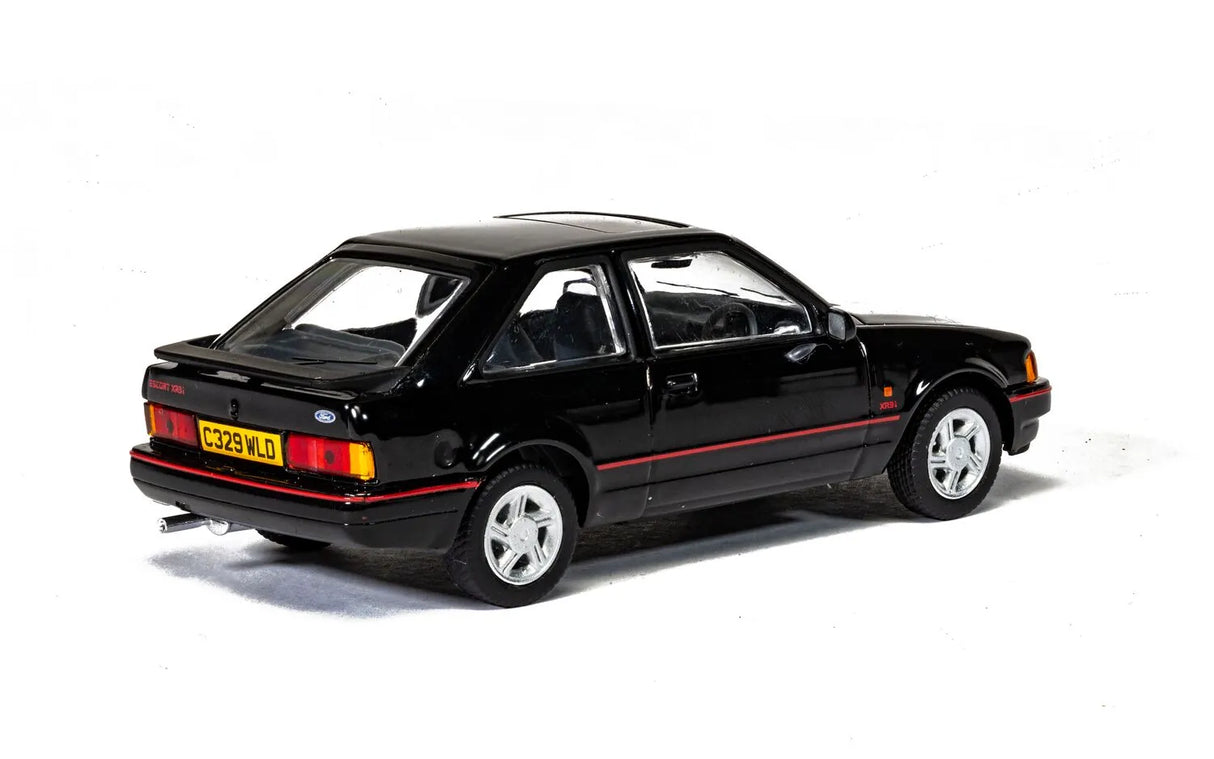 Corgi Vanguards Ford Escort Mk4 XR3i Black 1:43 VA14307A