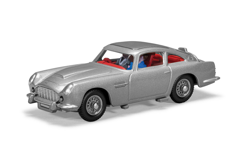 Corgi James Bond Aston Martin DB5 – Silver RT26101S