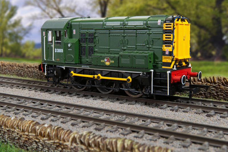 Hornby BR Class 08 0-6-0 D3069 - Era 5 (Sound Fitted) Diesel 5 Late British Railways R30301TXS