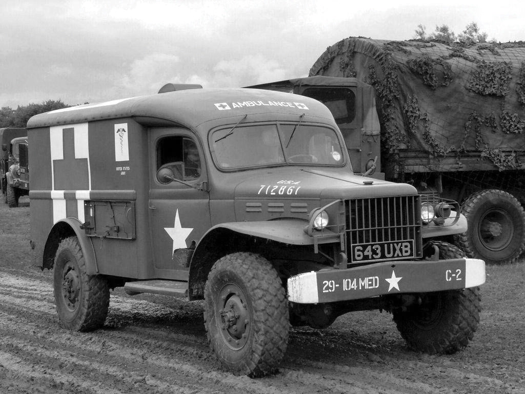 ZVEZDA Dodge WC-54 Ambulance