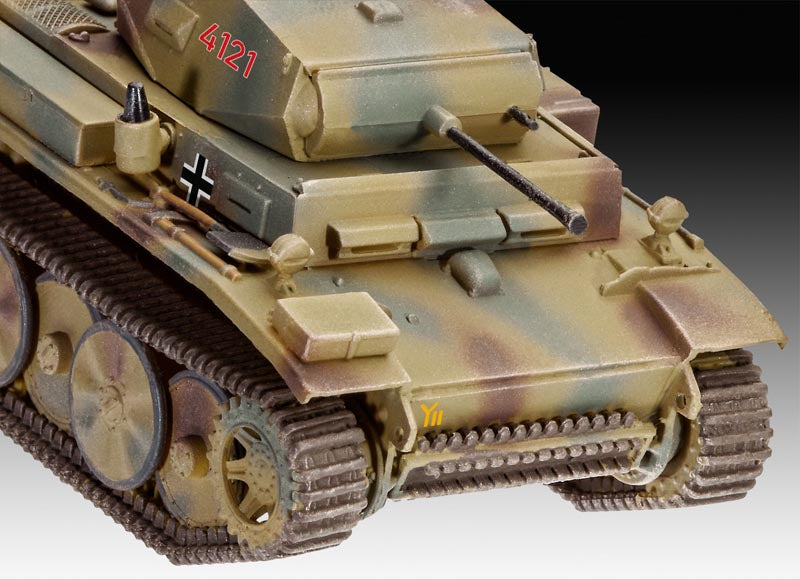 Revell 1/72 PzKpfw II Ausf. L. Luchs (Sd.Kfz.123) 03266