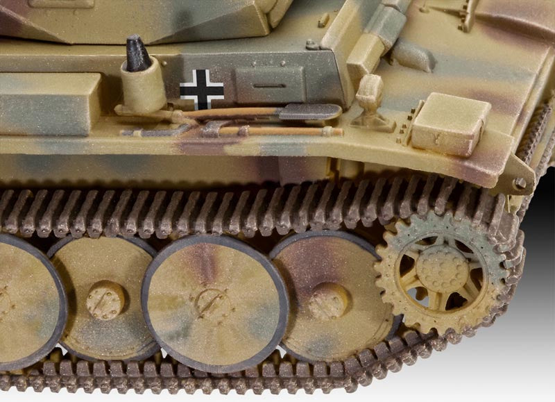 Revell 1/72 PzKpfw II Ausf. L. Luchs (Sd.Kfz.123) 03266
