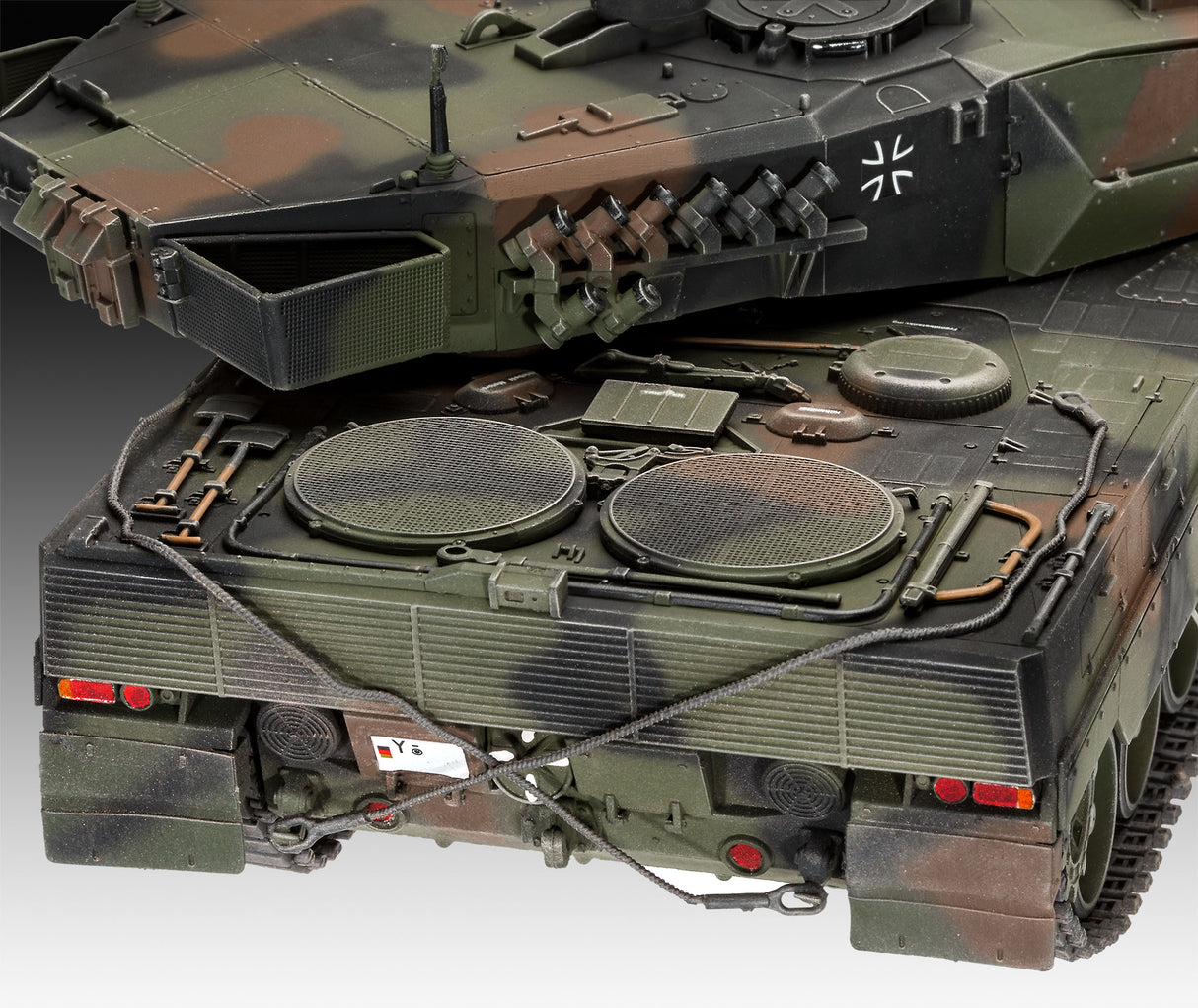 REVELL Leopard 2 A6/A6NL