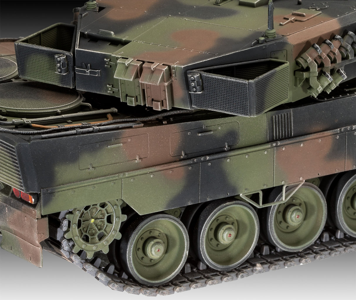REVELL Leopard 2 A6/A6NL