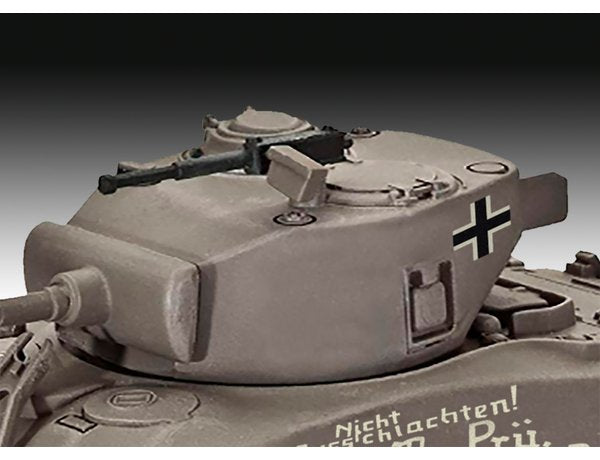 Revell 1/72 Sherman M4A1 Model Kit
