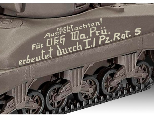 Revell 1/72 Sherman M4A1 Model Kit
