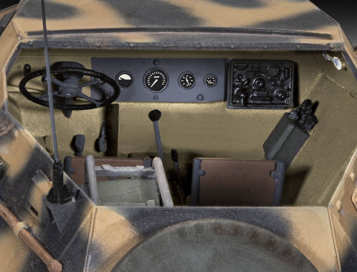 Revell 1/35 German Command Armoured Vehicle Sd.Kfz.247 Ausf.B 03335