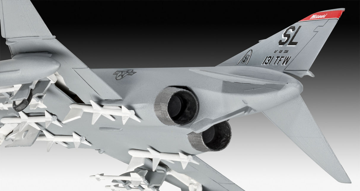 Revell 1/72 F-4 Phantom easy-click-system kit 03651