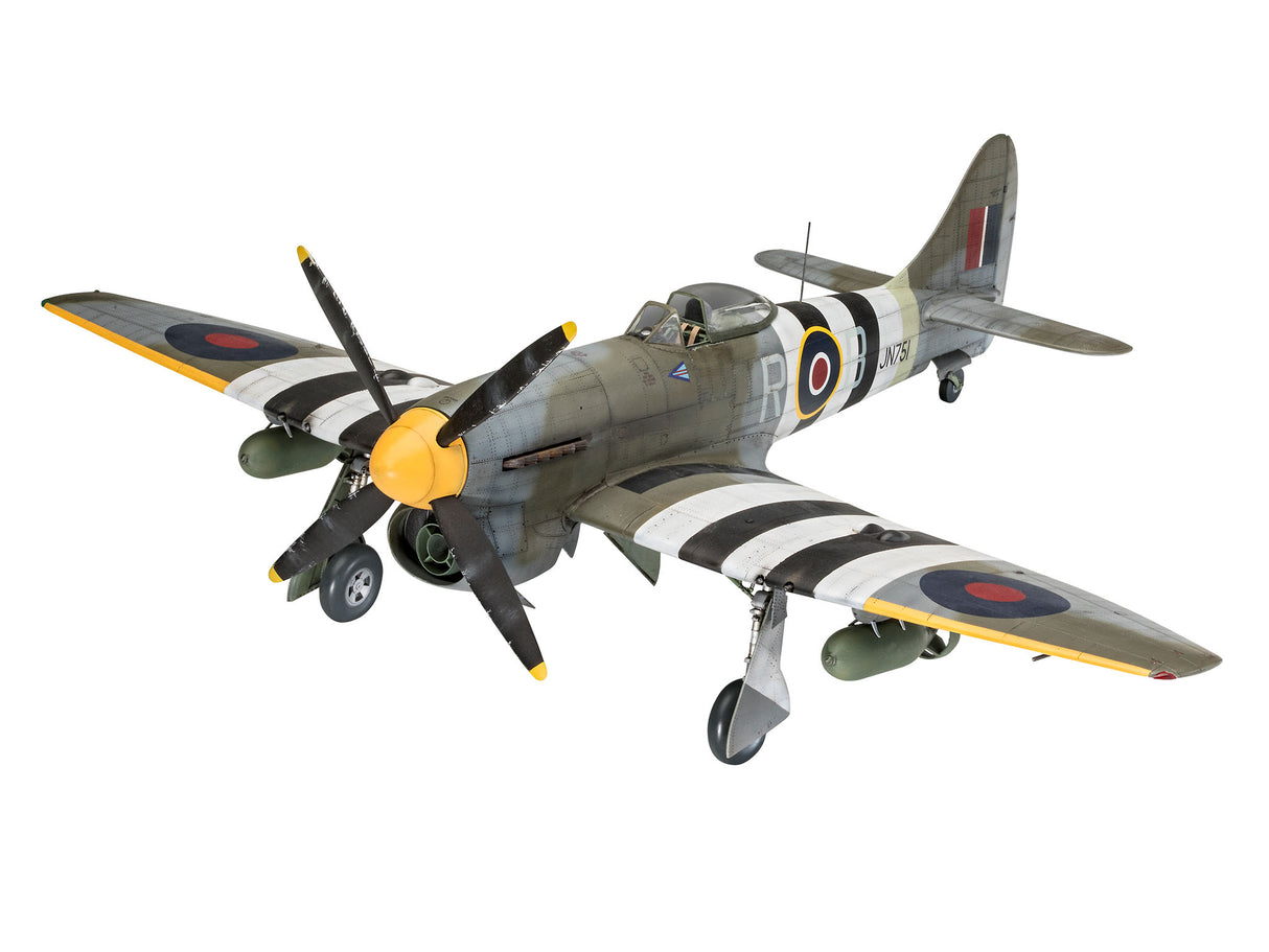 Revell 1/32 Hawker Tempest V 03851