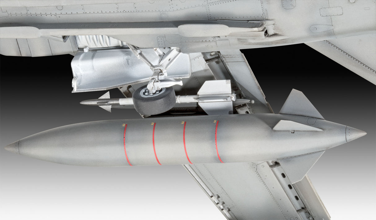 Revell 1/48 Tornado GR.4 Farewell 03853