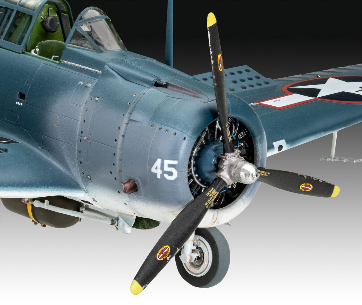 Revell 1/48 SBD-5 Dauntless 03869