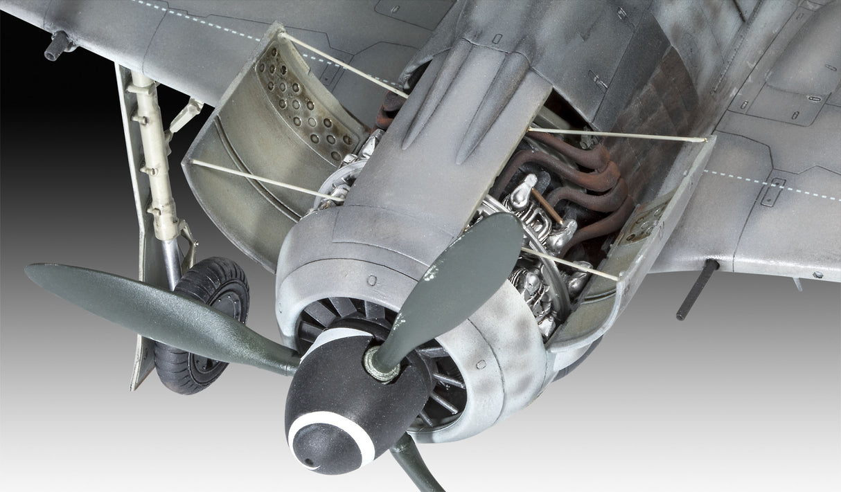 Plastic Kit REVELL Fw190 A-8 Sturmbock 1/32 03874