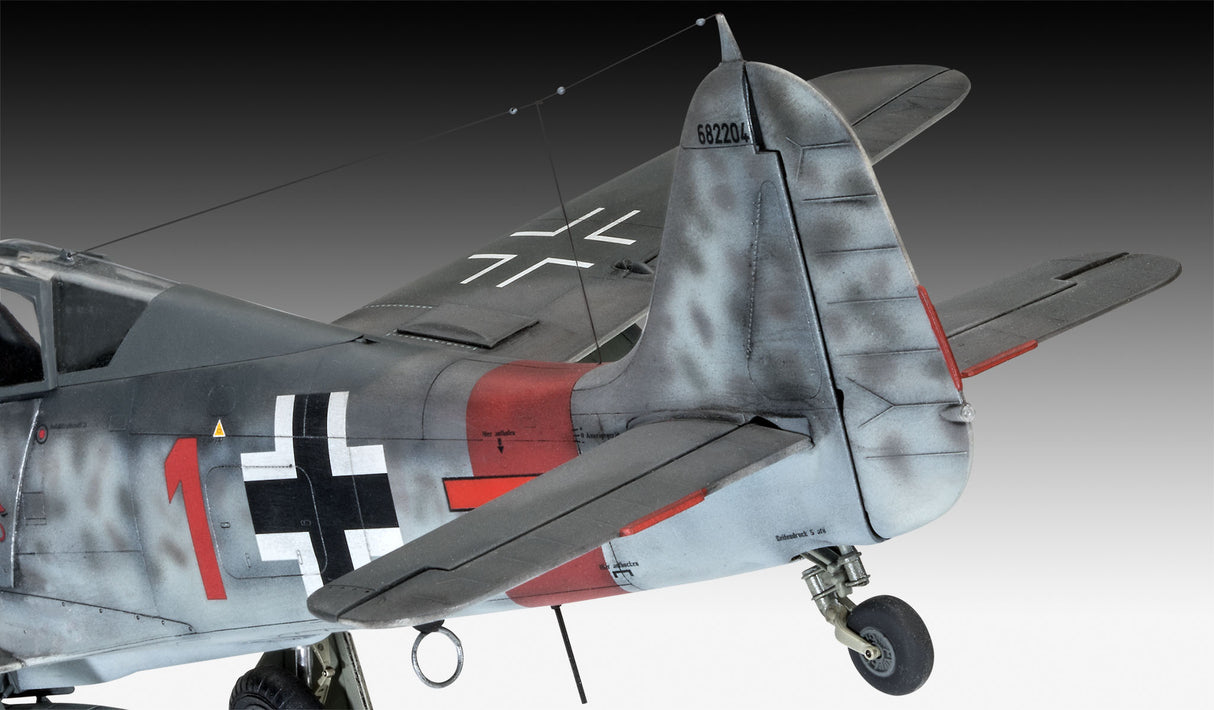 Plastic Kit REVELL Fw190 A-8 Sturmbock 1/32 03874