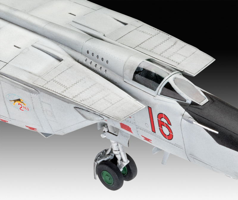 Plastic Kit REVELL MiG-25 RBT 1/72 03878