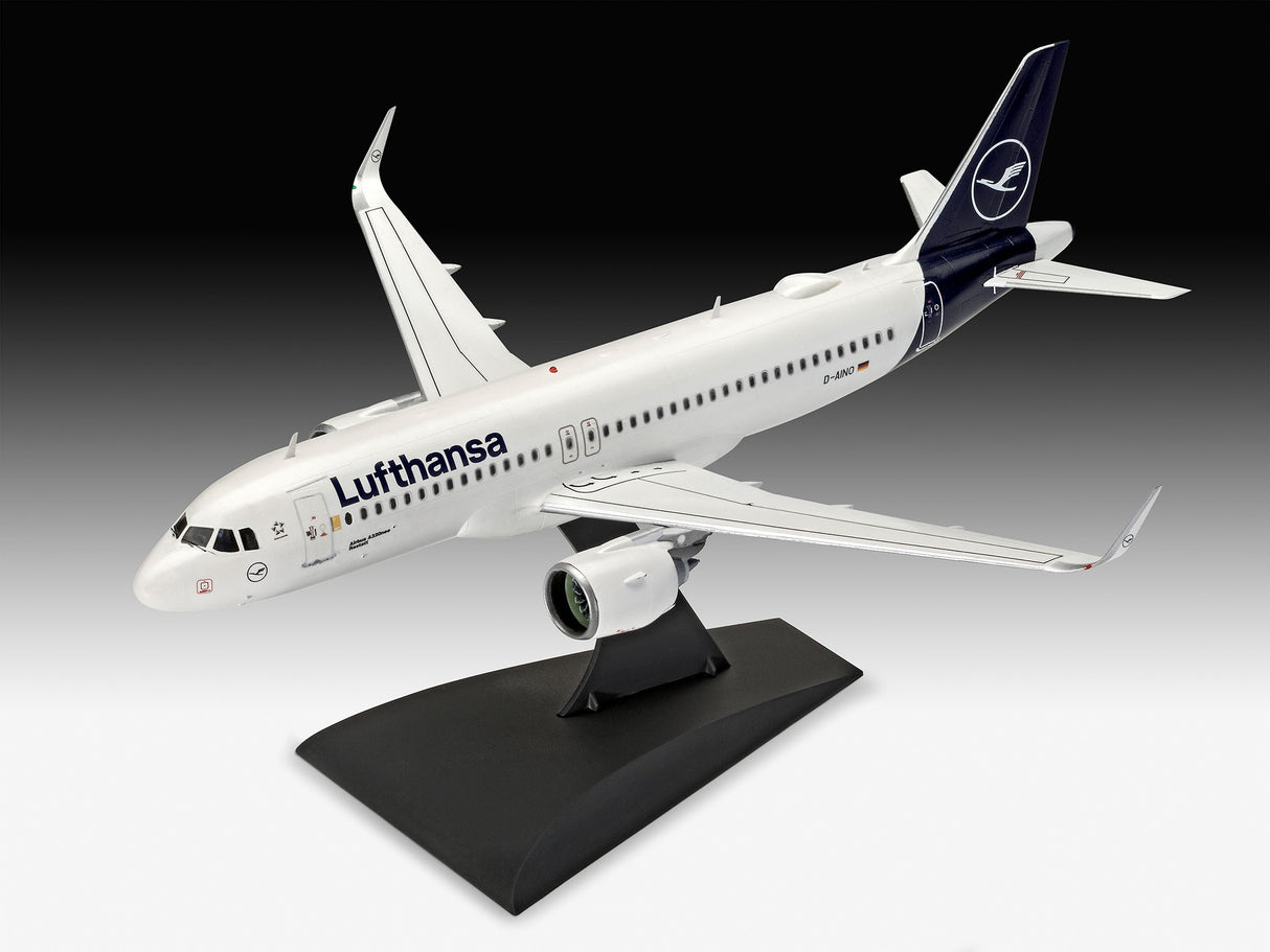 Revell 1/144 Airbus A320neo Lufthansa New Livery 03942