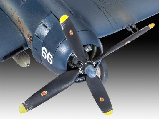 Plastic Kit Revell 1/72 F4U-4 Corsair 03955