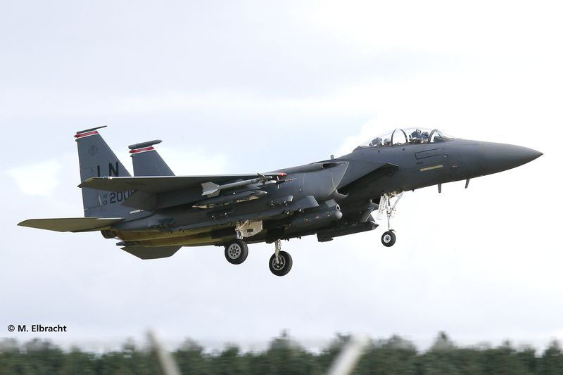 Revell 1/144 F-15E STRIKE EAGLE & bomb Gift Set