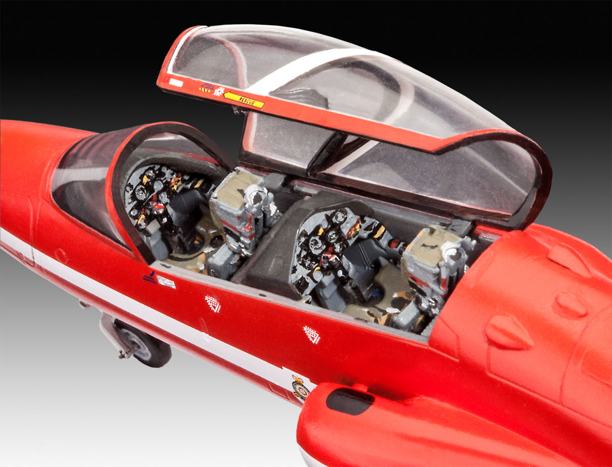 Revell 1/72 BAe Hawk T.1 Red Arrow Gift Set