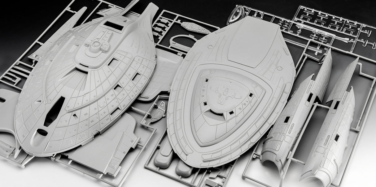 U.S.S. Voyager NCC-74656 (Star Trek: Voyager) 1:670