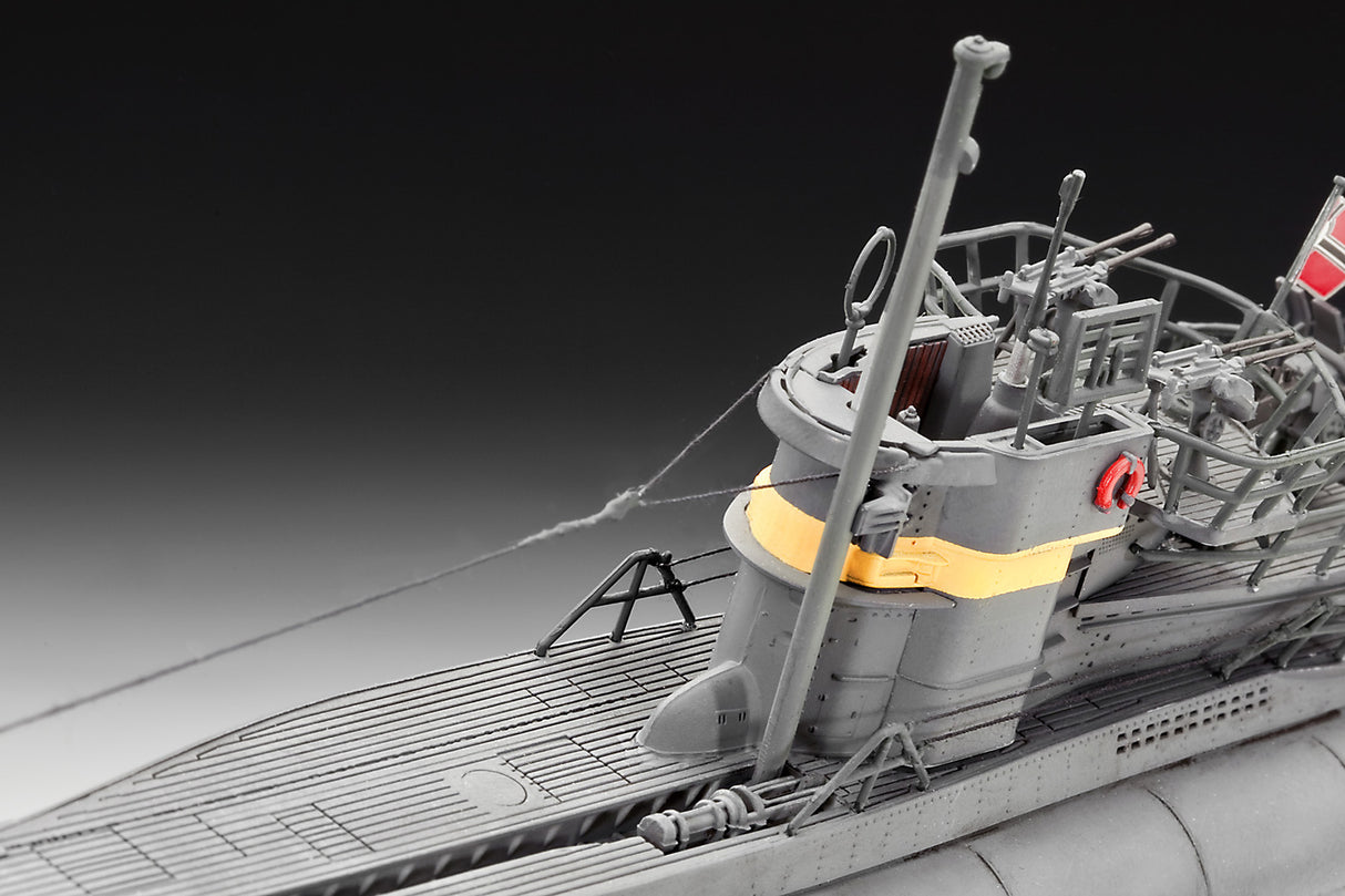 Revell 1/144 German U-boat Type VII C/41 Atlantic version 05100