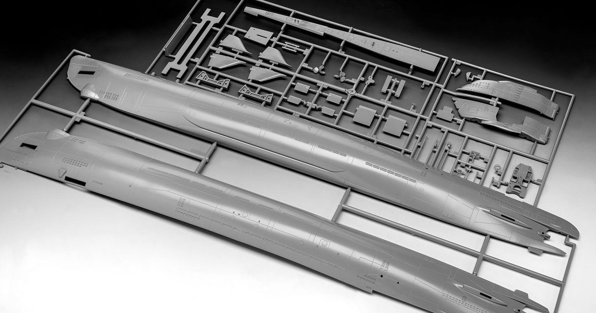 German Submarine Typ XXI 1:144