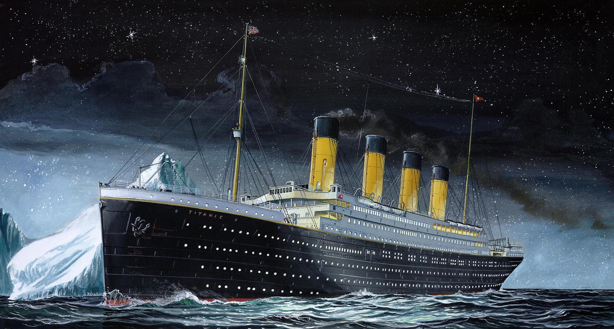 Plastic Kit Revell R.M.S. Titanic 1:1200 scale 05810