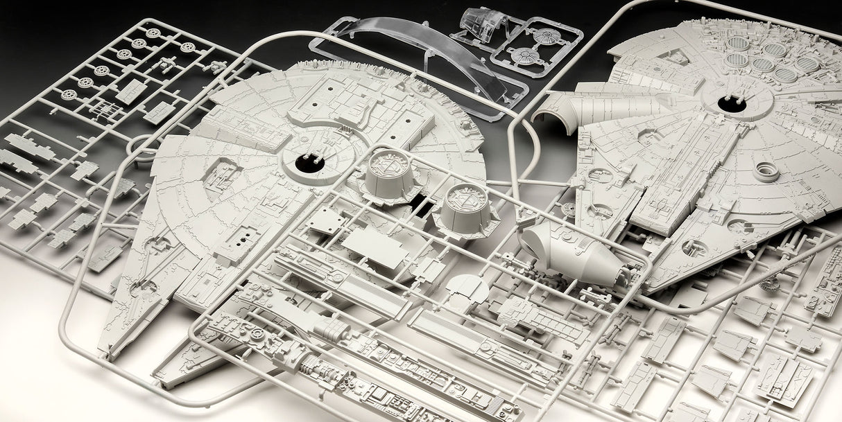 Millennium Falcon (Episode IV) 1:72